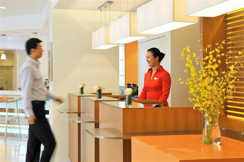 Ibis Grenoble Gare Hotel Buitenkant foto