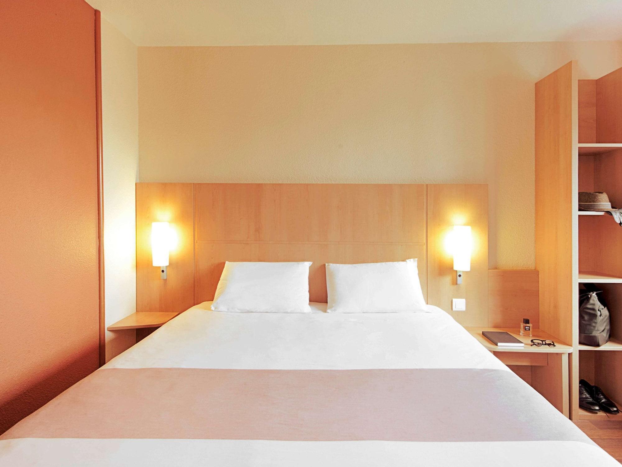 Ibis Grenoble Gare Hotel Buitenkant foto