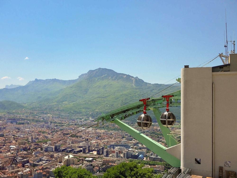 Ibis Grenoble Gare Hotel Buitenkant foto