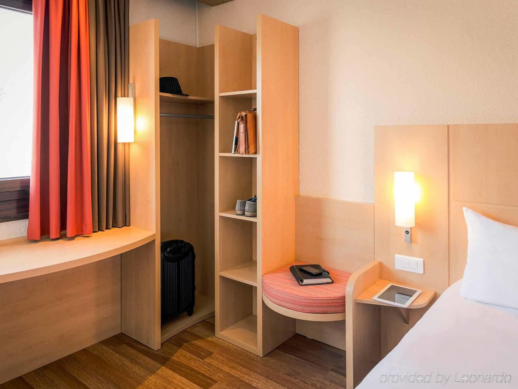 Ibis Grenoble Gare Hotel Buitenkant foto